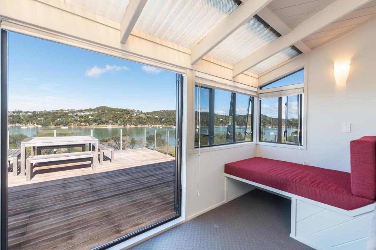 The Tide Watcher - Okiato Holiday Home Opua Eksteriør billede