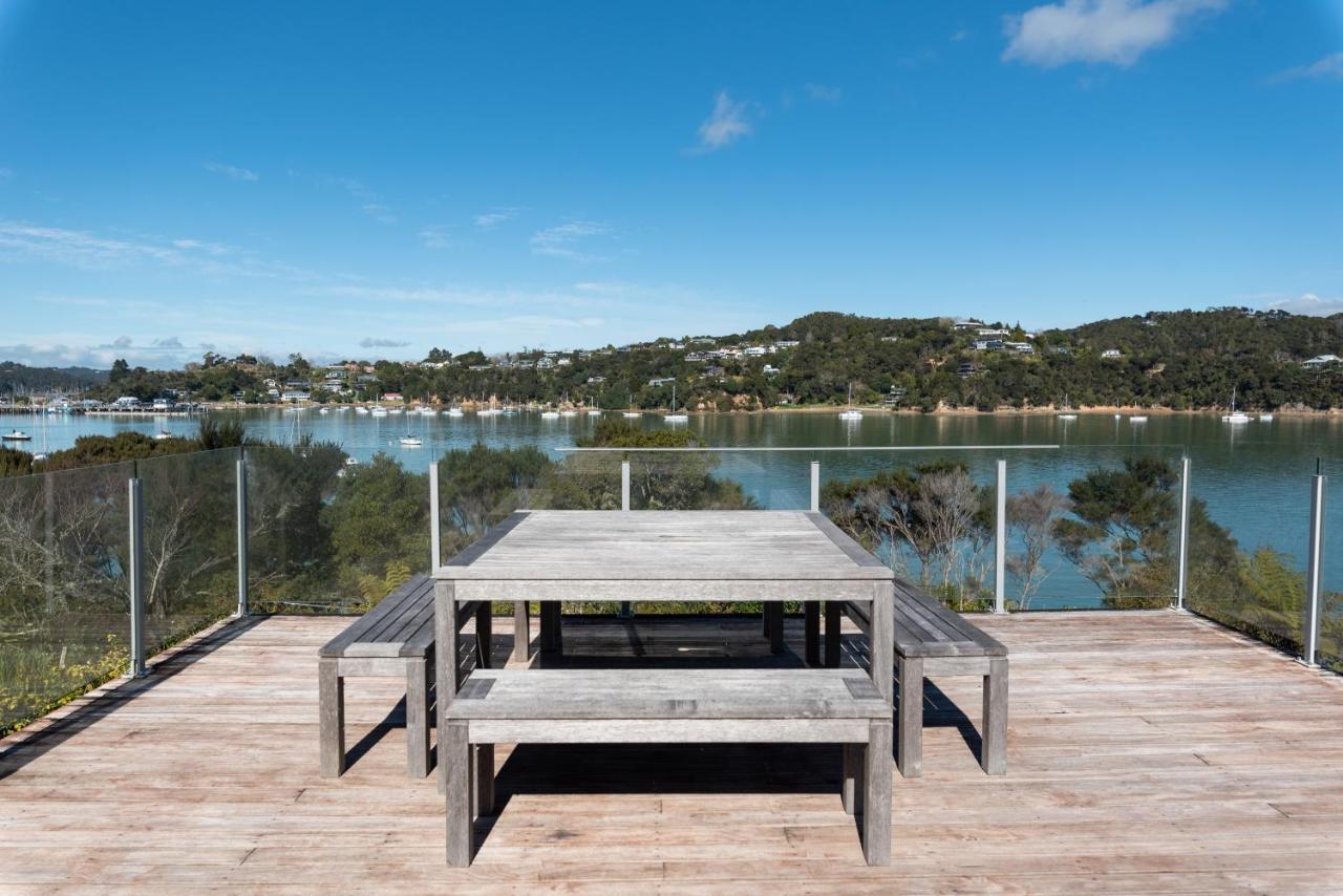 The Tide Watcher - Okiato Holiday Home Opua Eksteriør billede